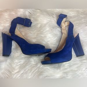 Nine West Platform Peep toe sandal
